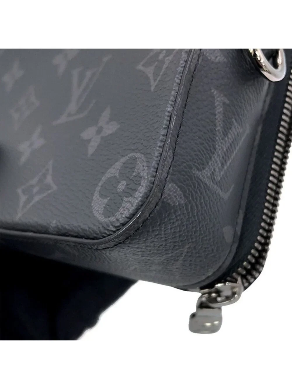 Louis Vuitton Shoulder Bag Monogram Eclipse Alpha Wearable Wallet Black